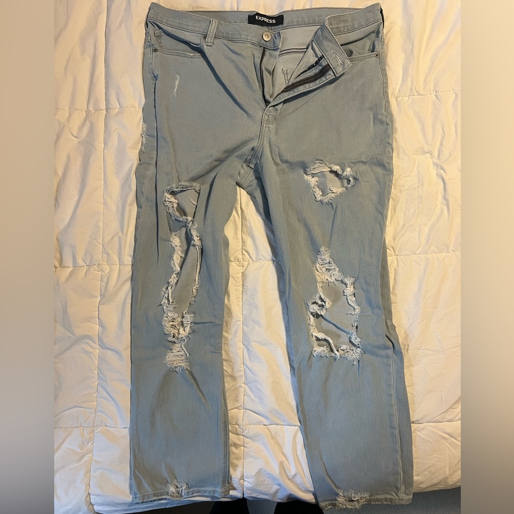 Express Girlfriend distressed jeans